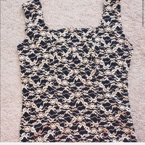 Dressbarn gold embroidered sleeveless crop black top size small